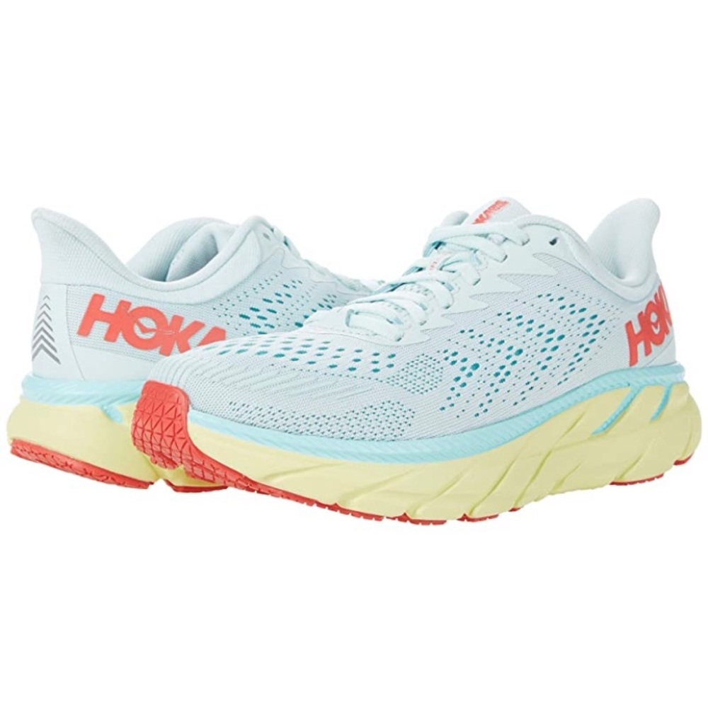 Hoka Clifton 7 • Hardly Worn✨